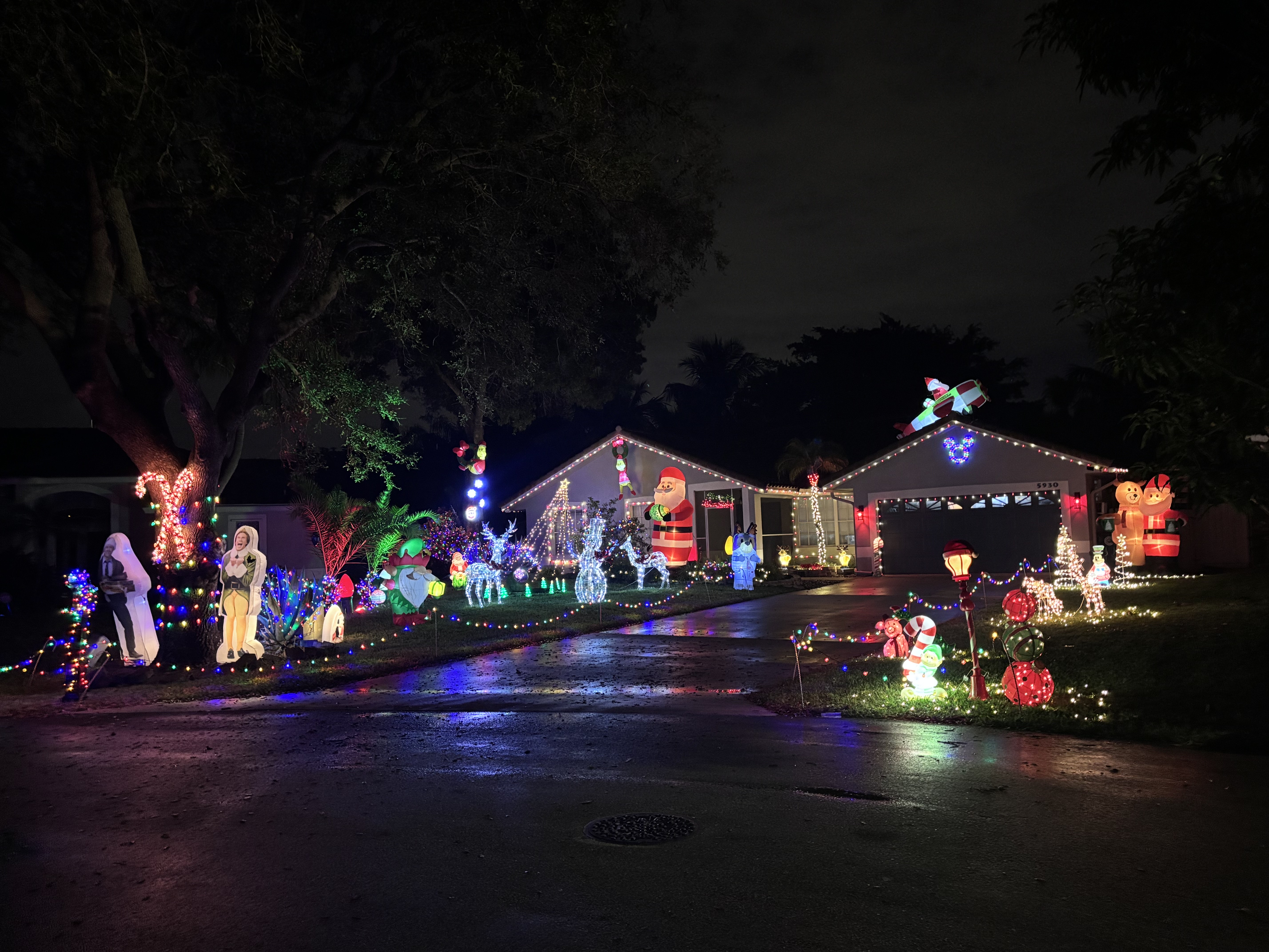 2025 Holiday Light Contest 2 Jonathan and Rhiannon Morejon 2025 Holiday Light Contest 2 Jonathan and Rhiannon Morejon